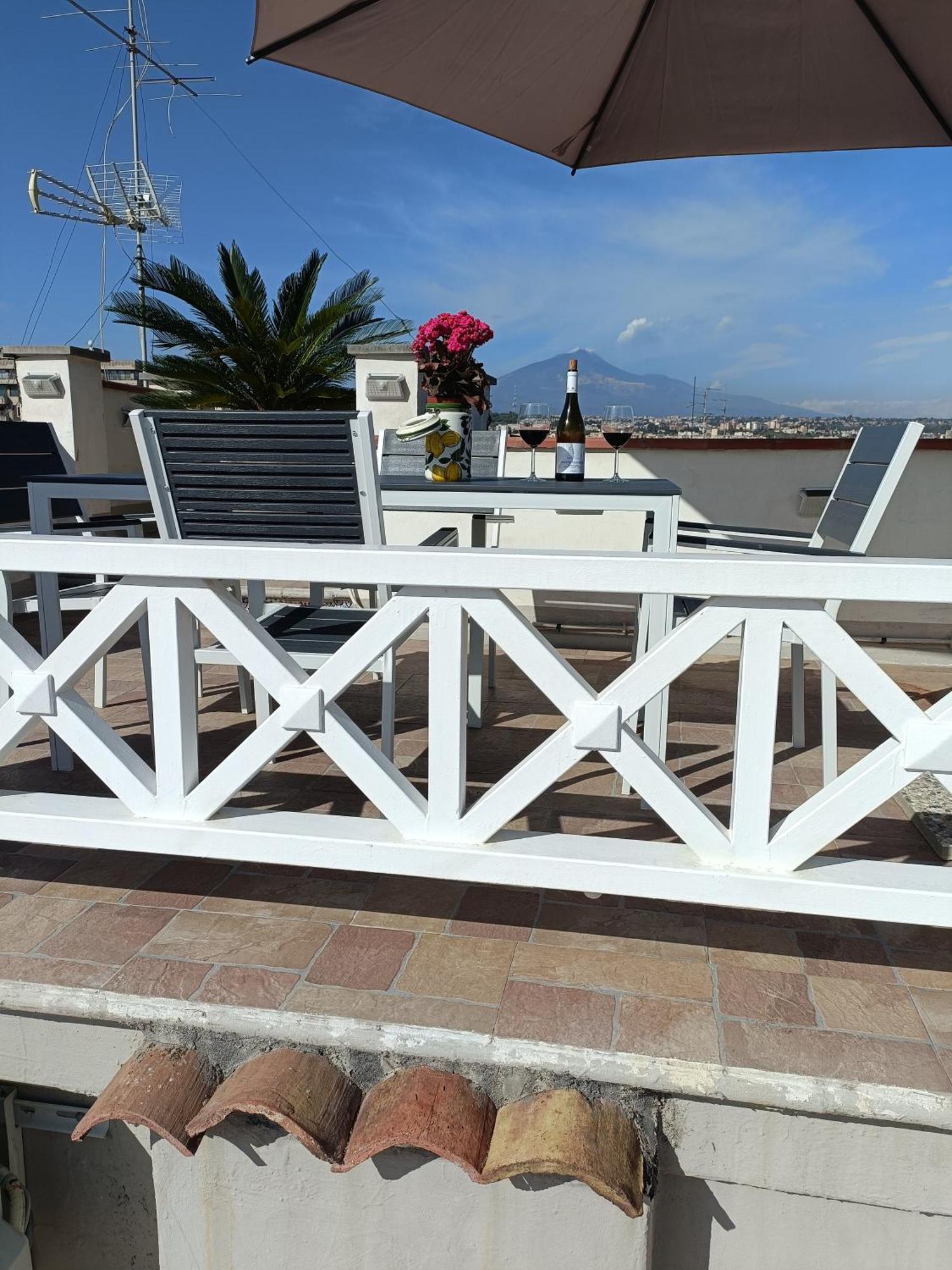 La Terrazza Sul Cielo Catânia Exterior foto